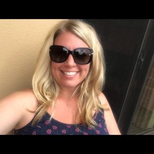 Meet your Posher, Sarah